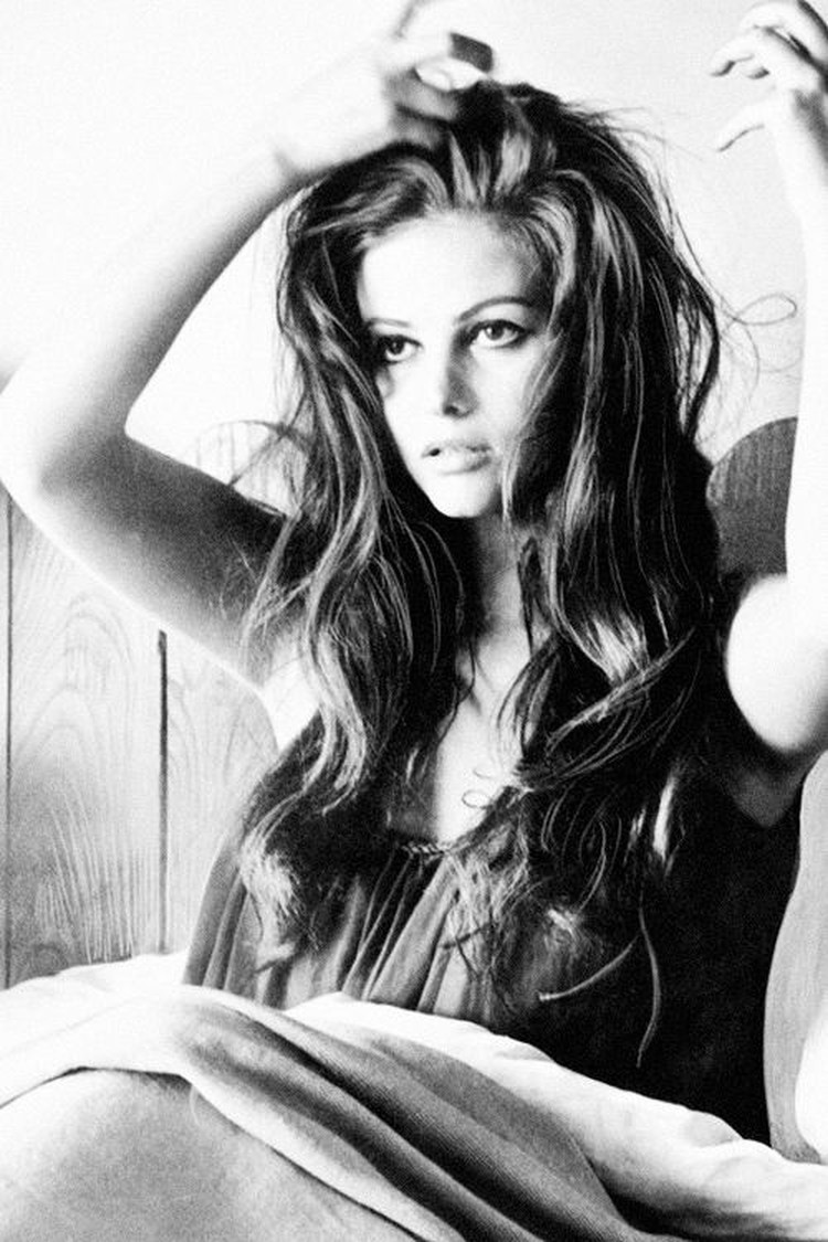 Claudia-Ca..her-hair.jpg