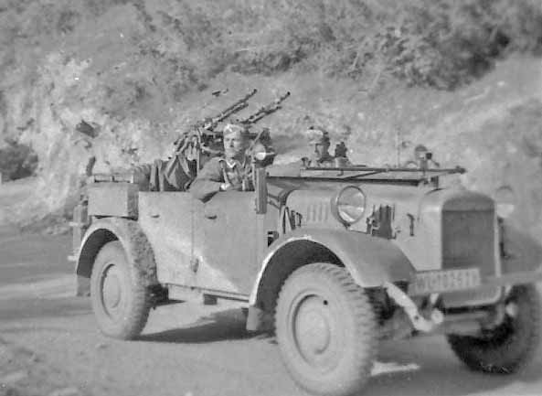 Kfz4LtAACar.jpg
