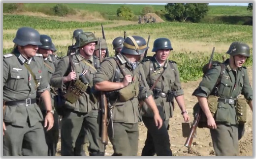 Grossdeuts..s coming.jpg