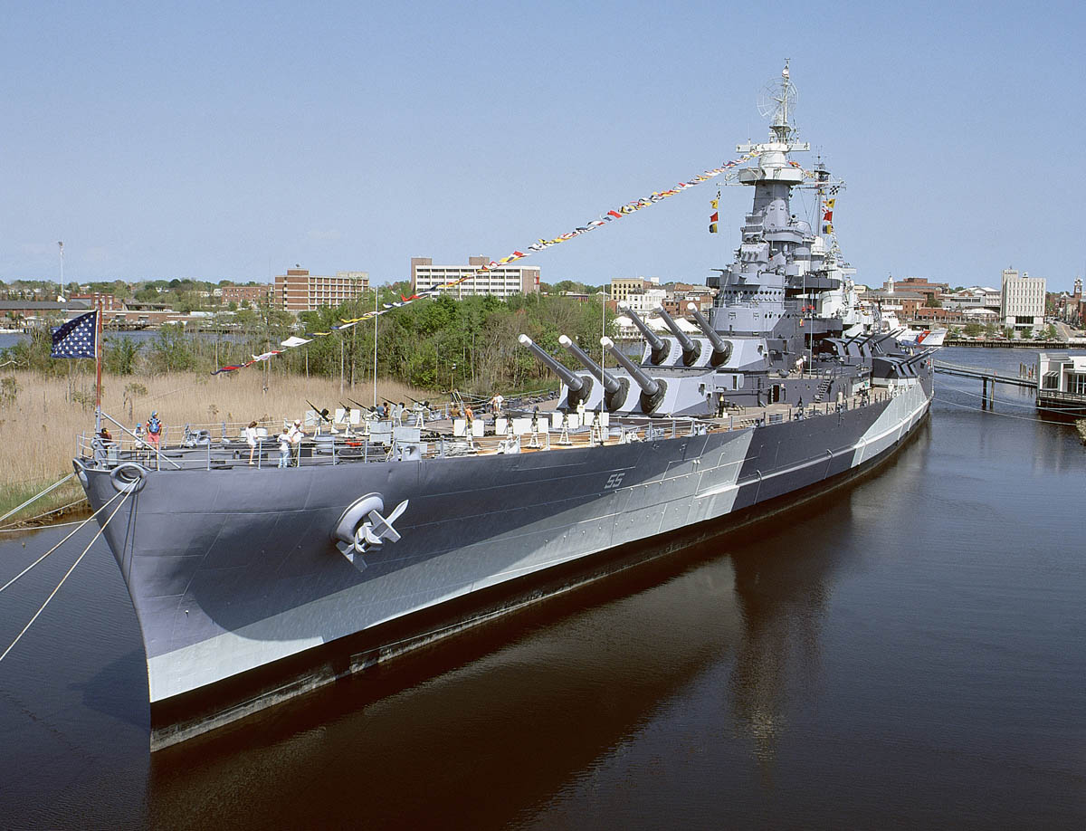 USS_NorthCarolina_2.jpg