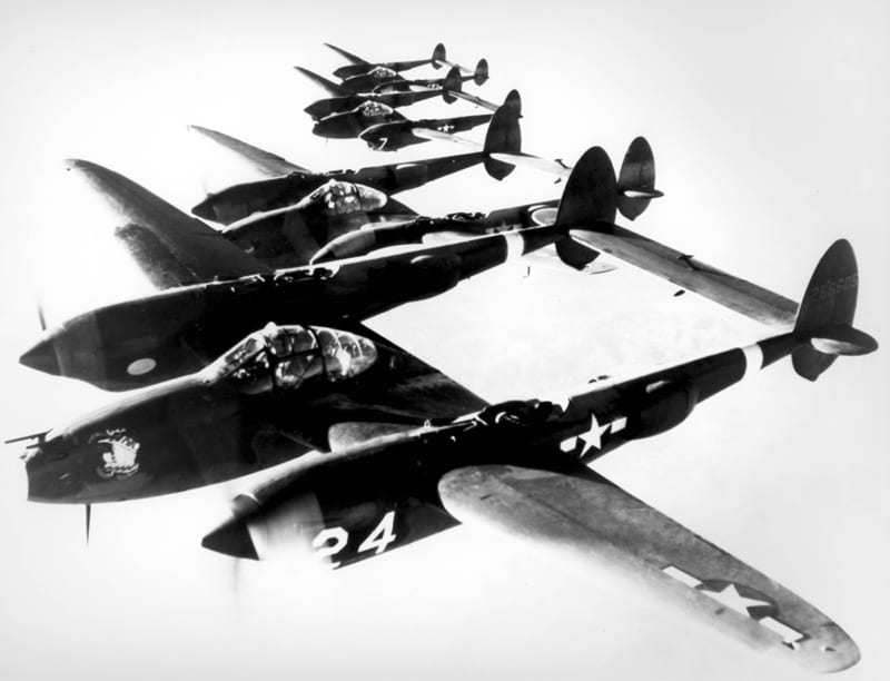 P38Lightnings.jpg