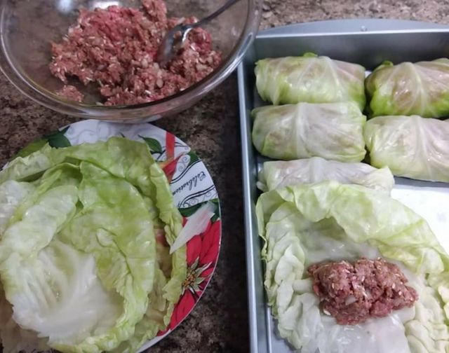 cabbage rolls.jpg