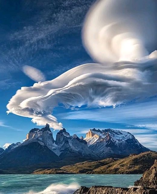 Incredible Cloud.jpg