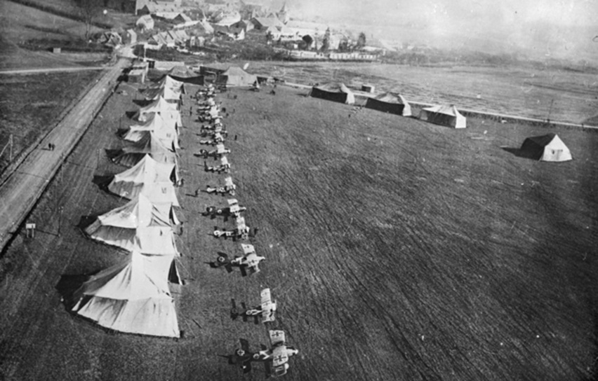 Airbase-1b.jpg