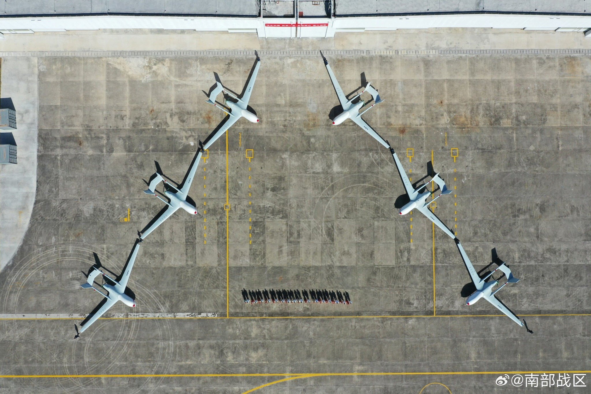 Aircraft_6902_t1.jpg