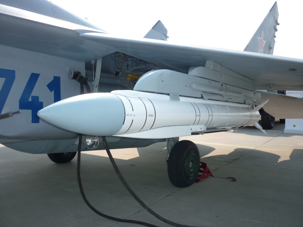 Weapon_3884.jpg