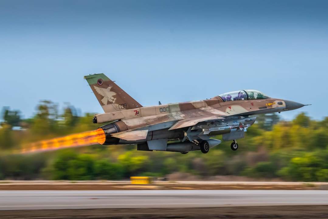 Aircraft_4783_t2.jpg
