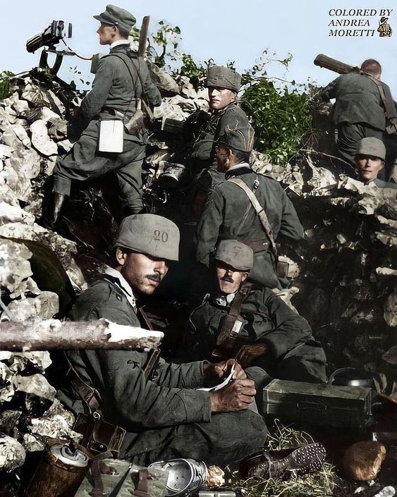 Austro-Hungarian troops-Tyrol.jpg