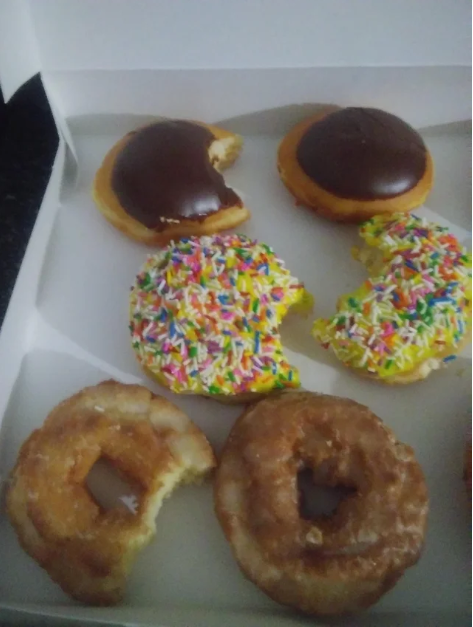 doughnut asshole.png