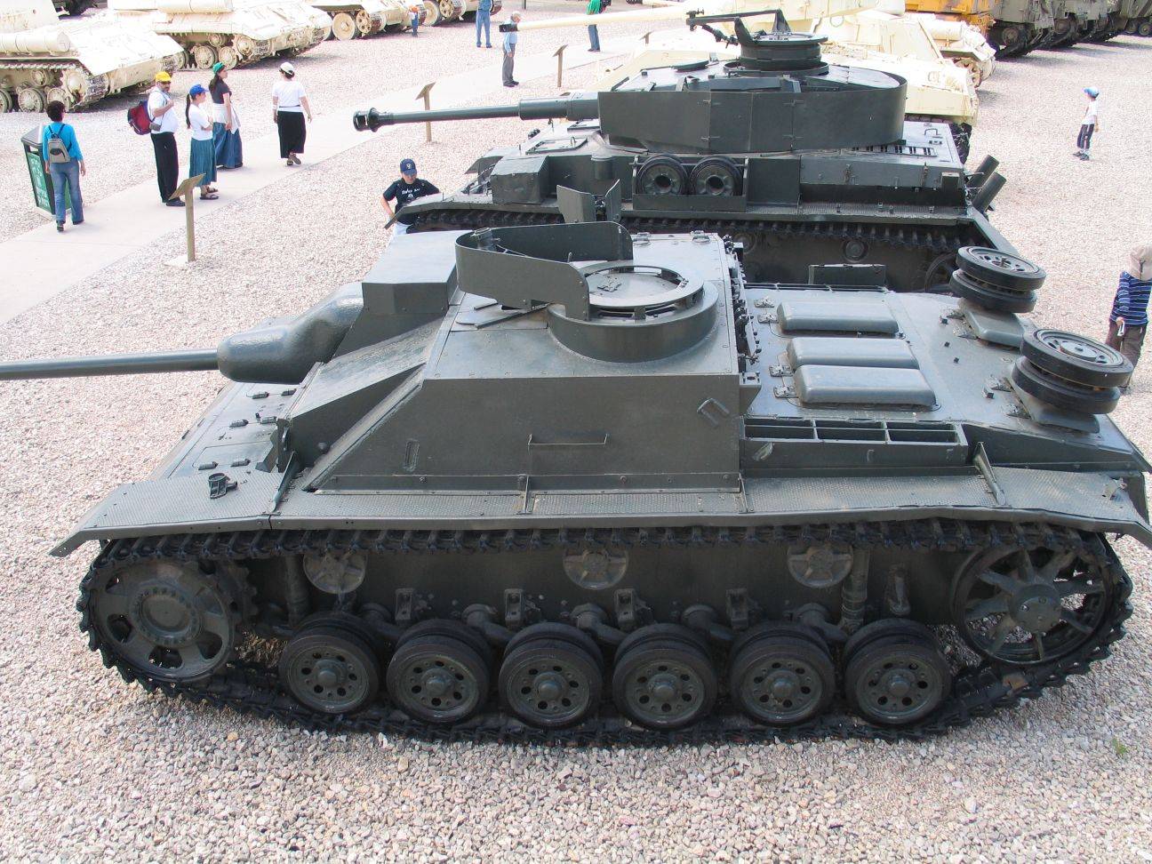 StuG-III-latrun-4-1.jpg