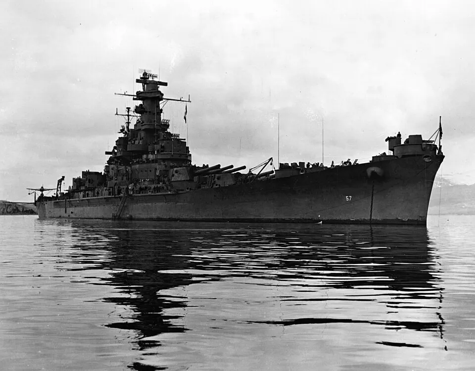 USS South Dakota (BB-57) anchored in Hvalfjordur.png