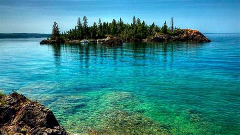 Isle Royal  look at the clear water.jpg