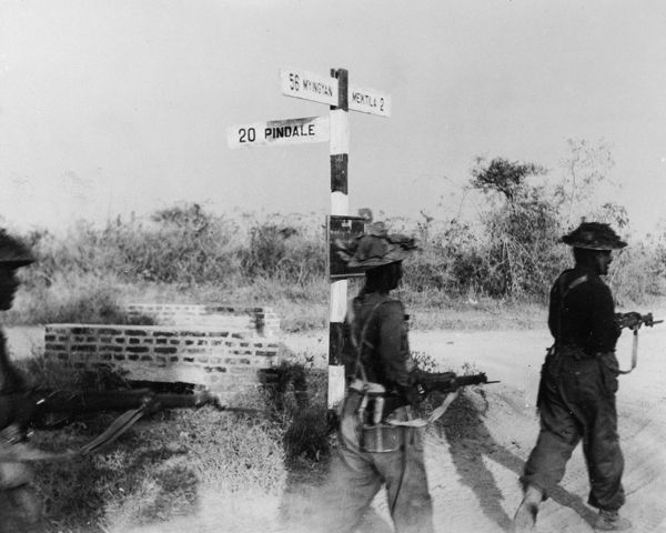 Near Kohima 1944.jpg