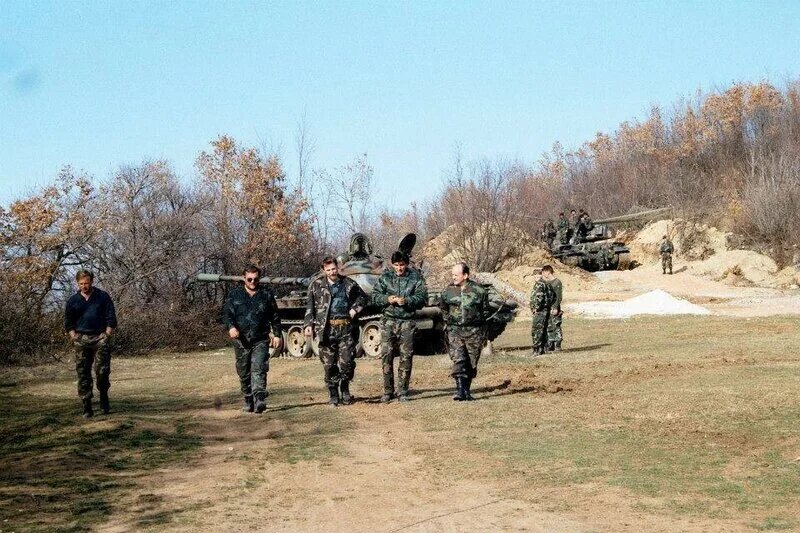 photographs-from-the-yugoslav-wars-v0-0tgure055s0c1.jpg