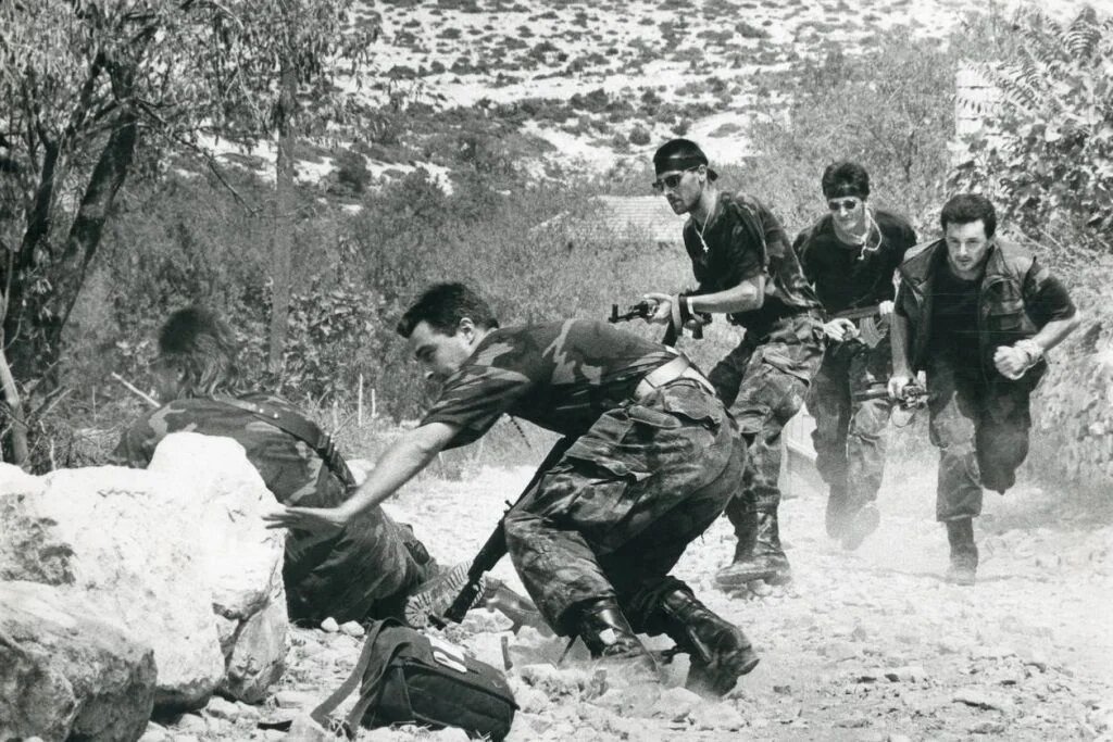 VRS Troops Fighting