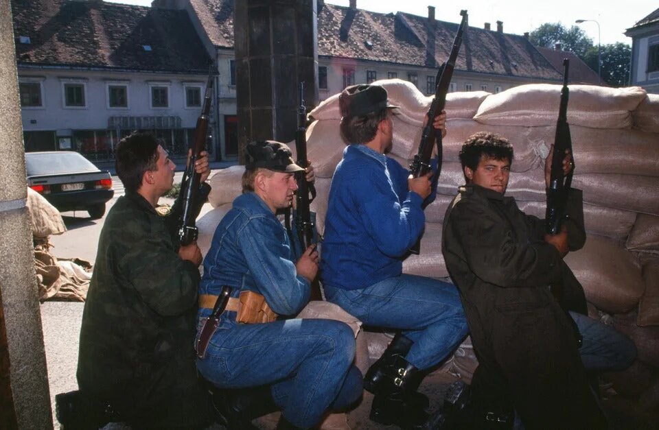Are troops Defending the City from Muslims