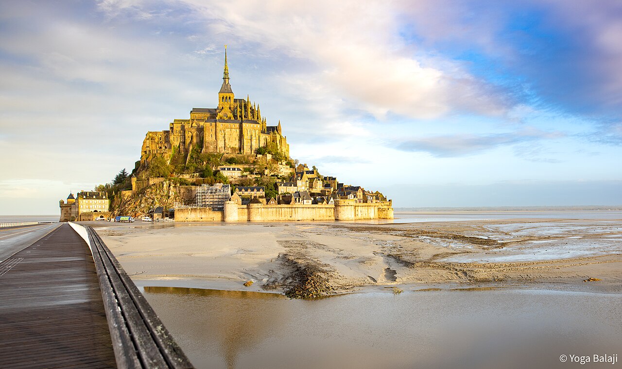 Mont_Saint_Michel_Normandy.jpg