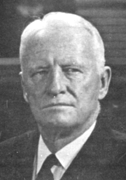 admiral nimitz addressing roberson at conference.gif