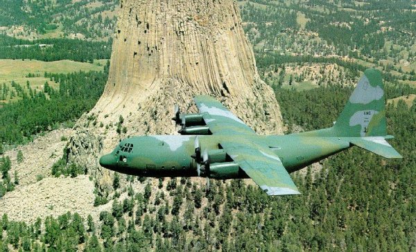 c130_003.jpg