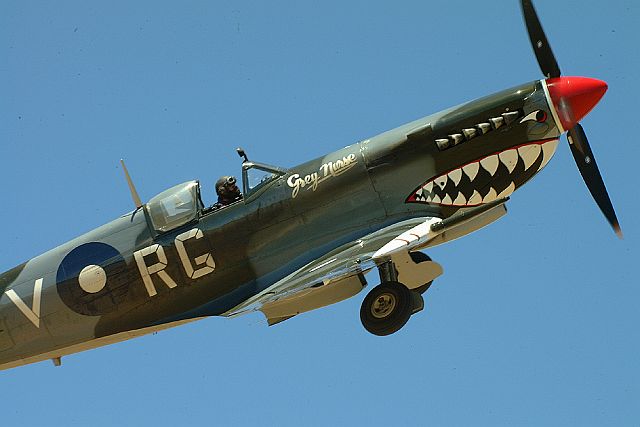 Aircraft3_Medium.jpg