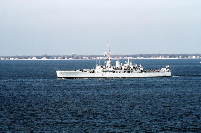 DNST9004621.jpg
