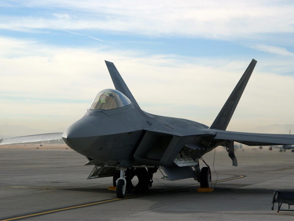 f22raptor003.jpg