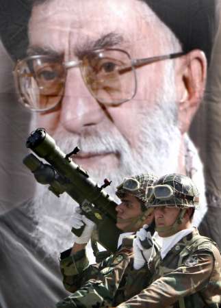 iranianarmy.jpg
