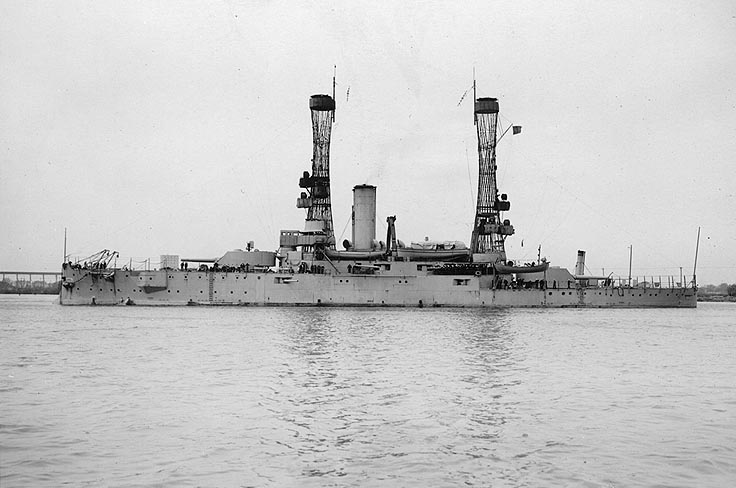 USS_Illino..B7_1919.jpg