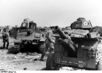 Bundesarch..Geschütz.jpg