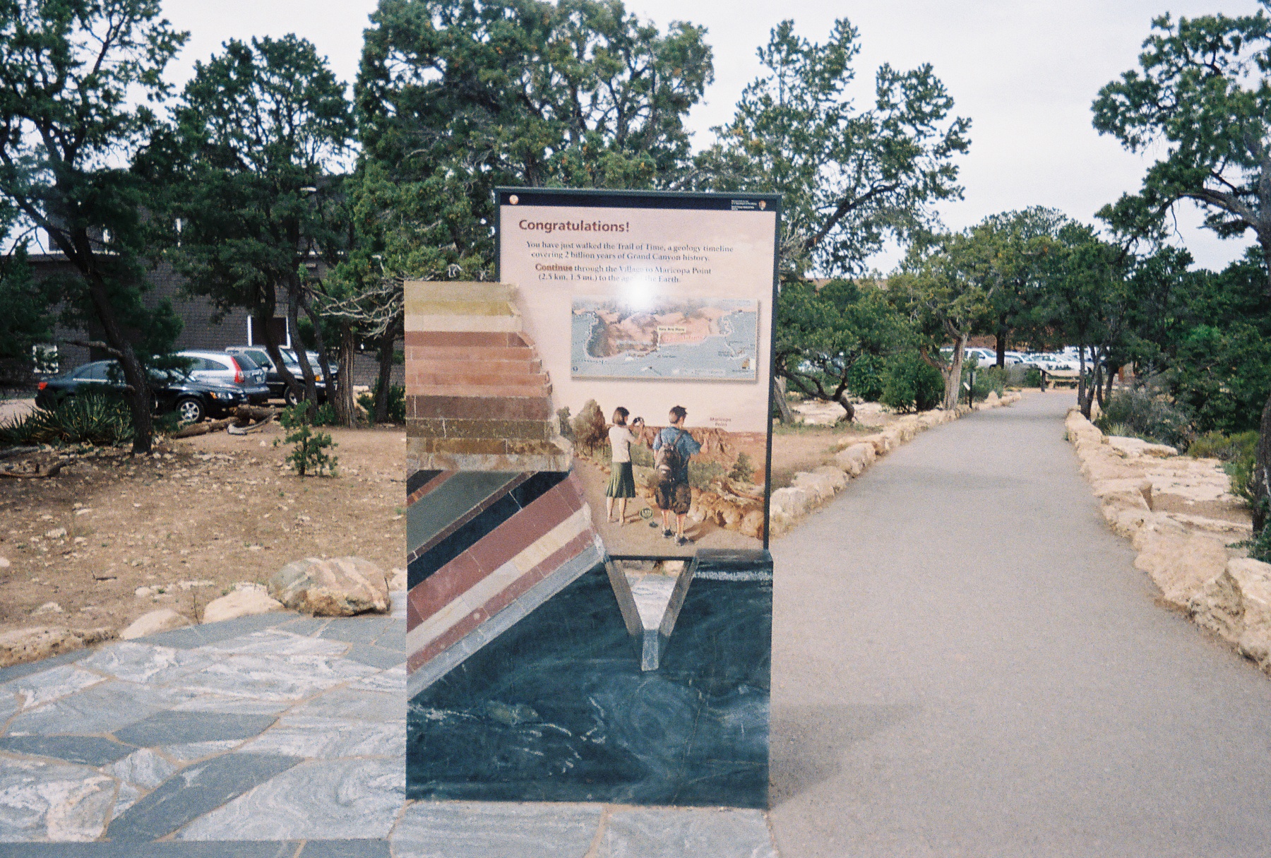 R104683002A.jpg