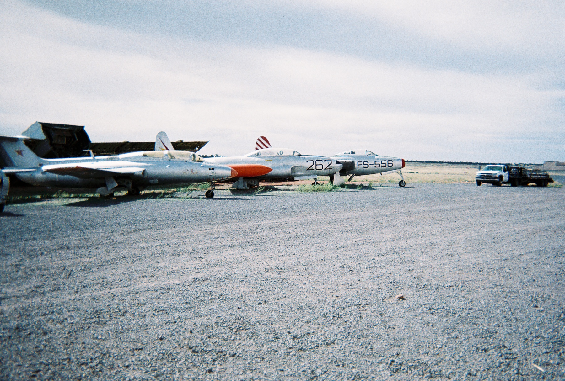 R104684009A.jpg