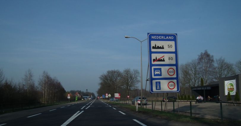 Dutchborder.jpg