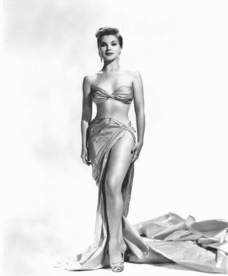 debrapaget.jpg