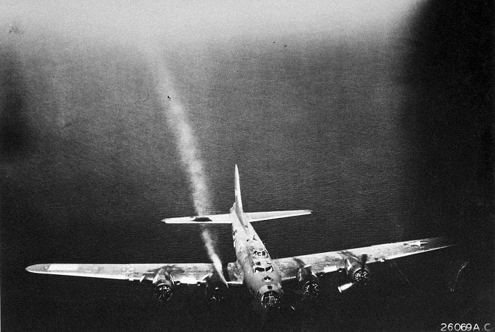 B-17_with_..d_engine.jpg
