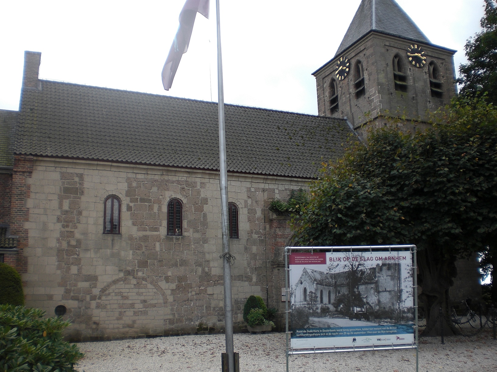 Old_church.jpg