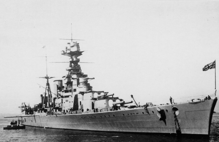 hms_hood_10.jpg