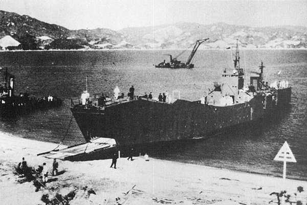 IJN_landin.._on_test.jpg