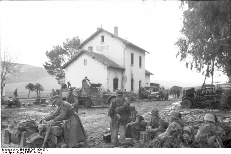Bundesarch..Soldaten.jpg