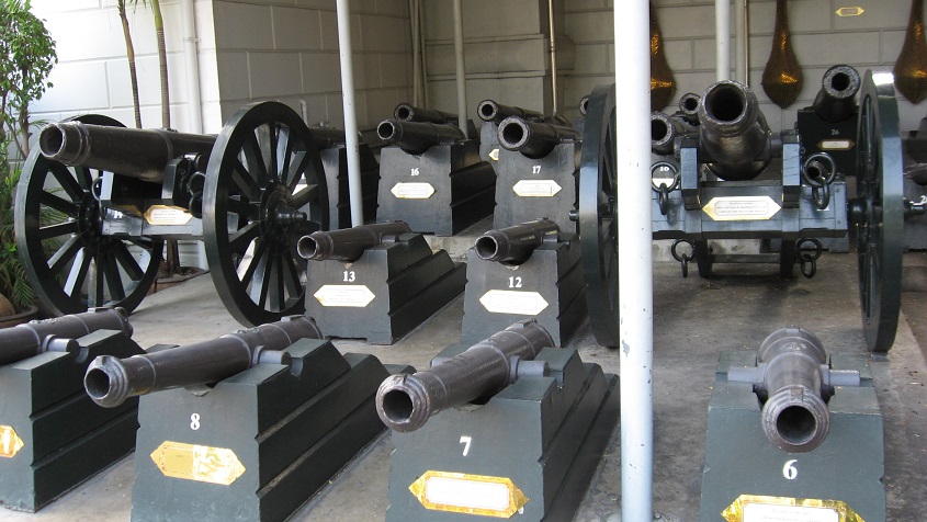 thaicannondisplay.jpg