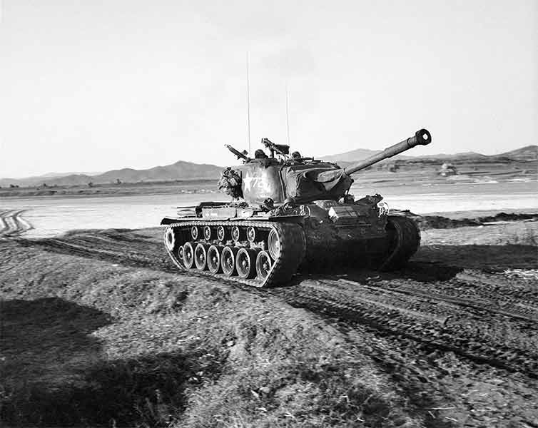 147037per..tank754.jpg