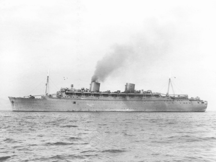 nieuw_amsterdam_ww2.jpg