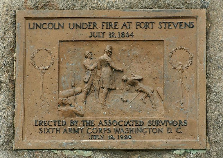 LincolnUnderFire.jpg