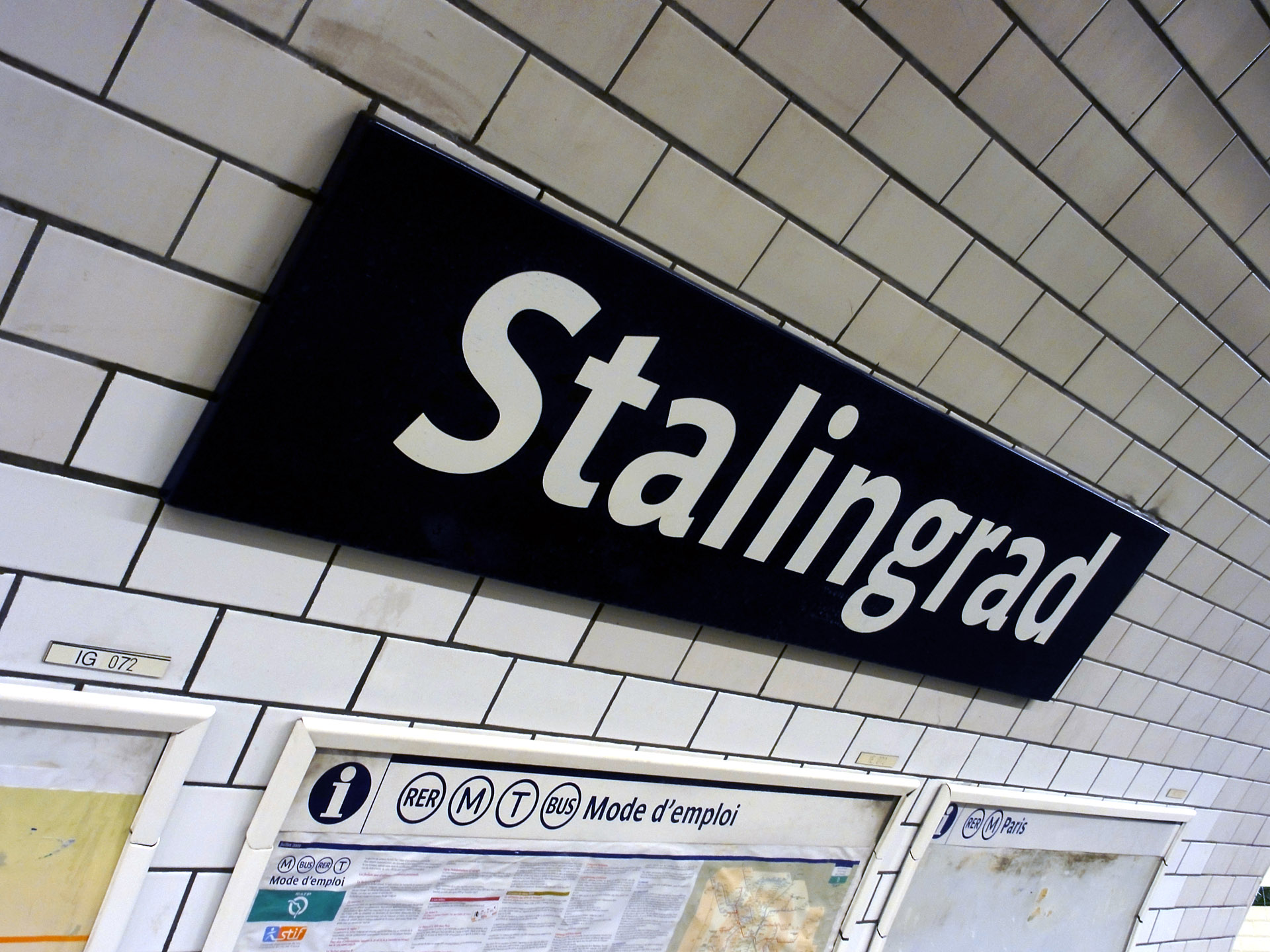 Metro_de_P..ngrad_03.jpg