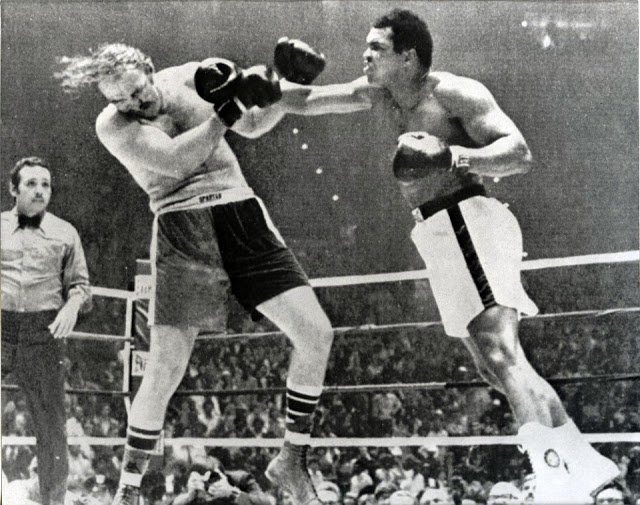 12. Muhamm..es Rocky.jpg