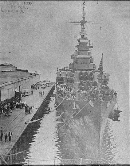 USS Atlant.. 26 1945.jpg