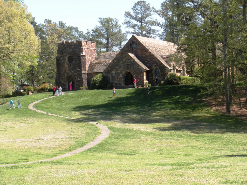 Frost Chapel.jpg